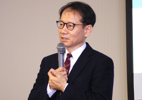 文部科学大臣補佐官 鈴木寛氏